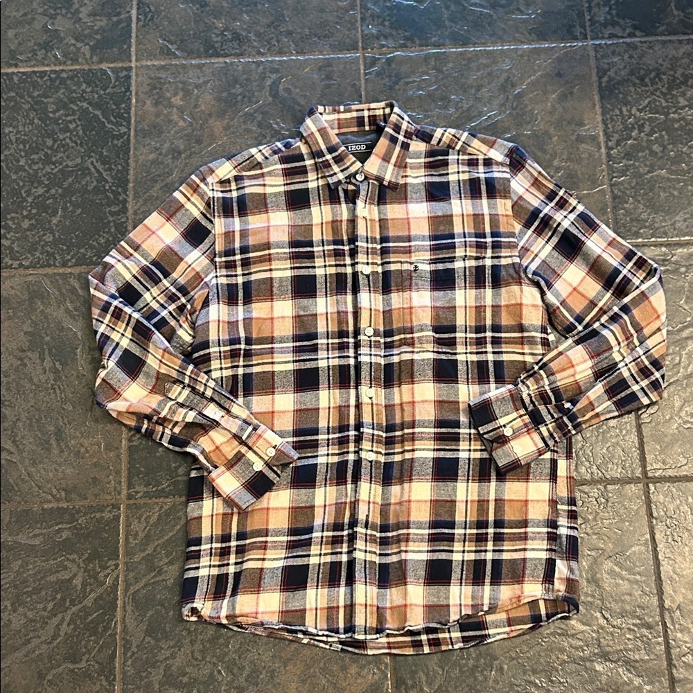 Izod Men's Casual Plaid Flannel Shirt - Navy and Beige size Small
